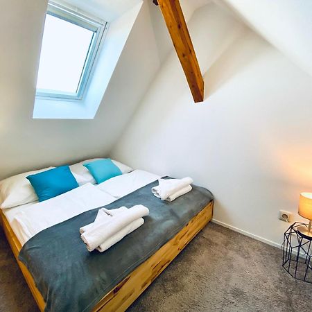 Apartment Schleusentor - Ferienwohnung Maisonette Rostock Exteriör bild