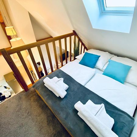 Apartment Schleusentor - Ferienwohnung Maisonette Rostock Exteriör bild