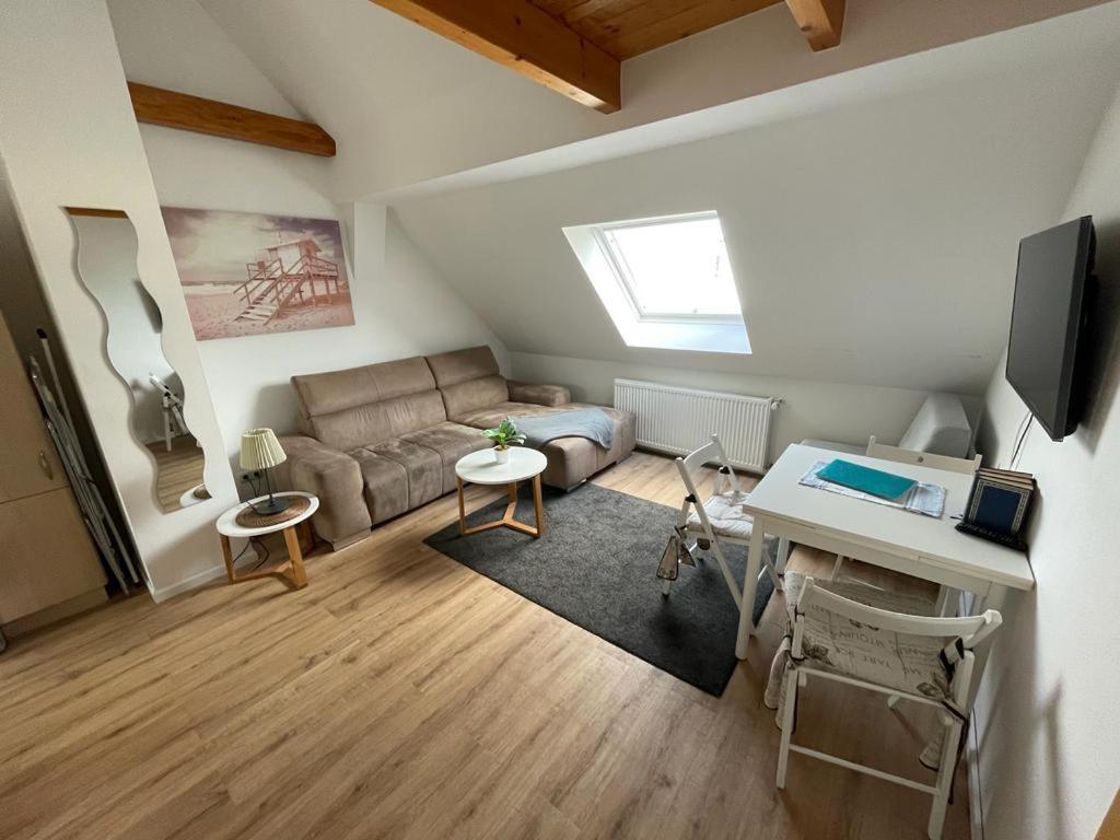 Apartment Schleusentor - Ferienwohnung Maisonette Rostock Exteriör bild